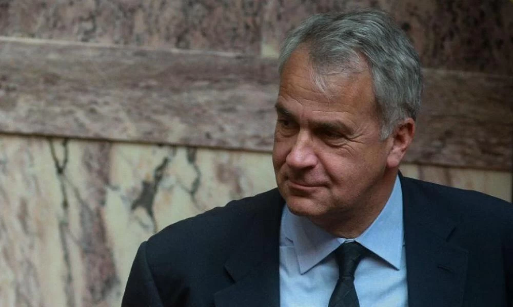 Βορίδης για ανεμβολίαστους υγειονομικούς: Σε μια κρίσιμη στιγμή του ΕΣΥ επέλεξαν να απέχουν